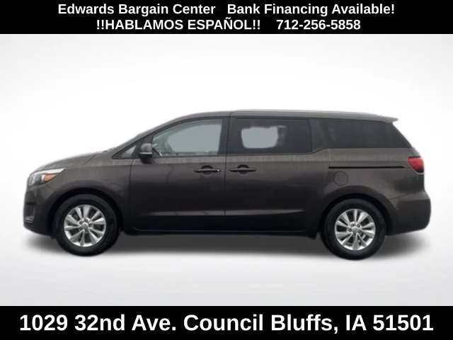 Used 2016 Silver Kia LX image 4