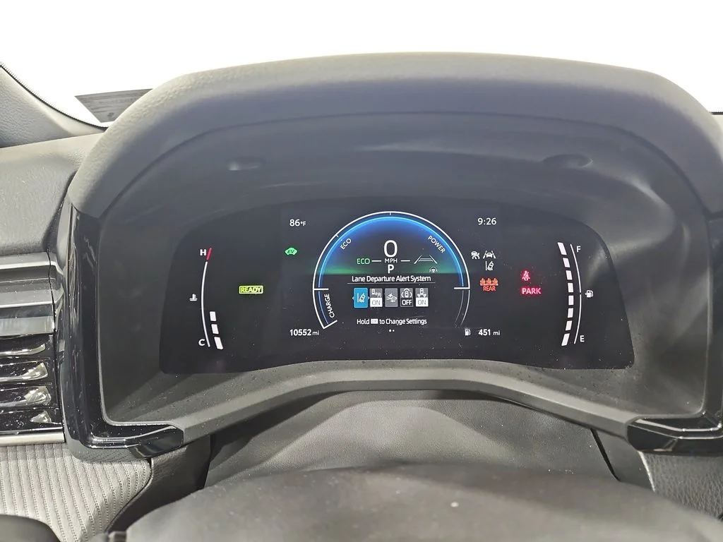 Used 2025  Toyota  image 15