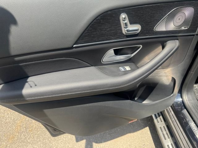 Certified Used 2025 Obsidian Black Metallic Mercedes-Benz GLS 450 image 15