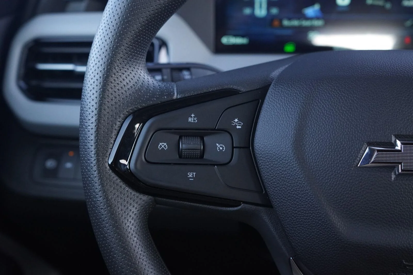2027 Chevrolet Bolt LT - Photo 15
