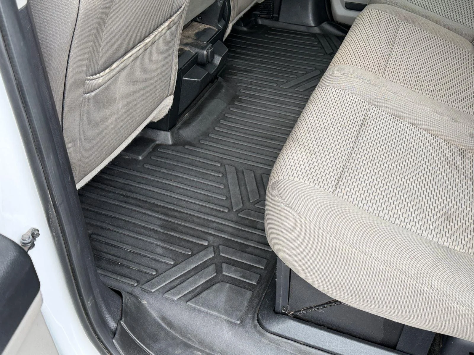 2018 Ford F-350 Super Duty XLT - Photo 34