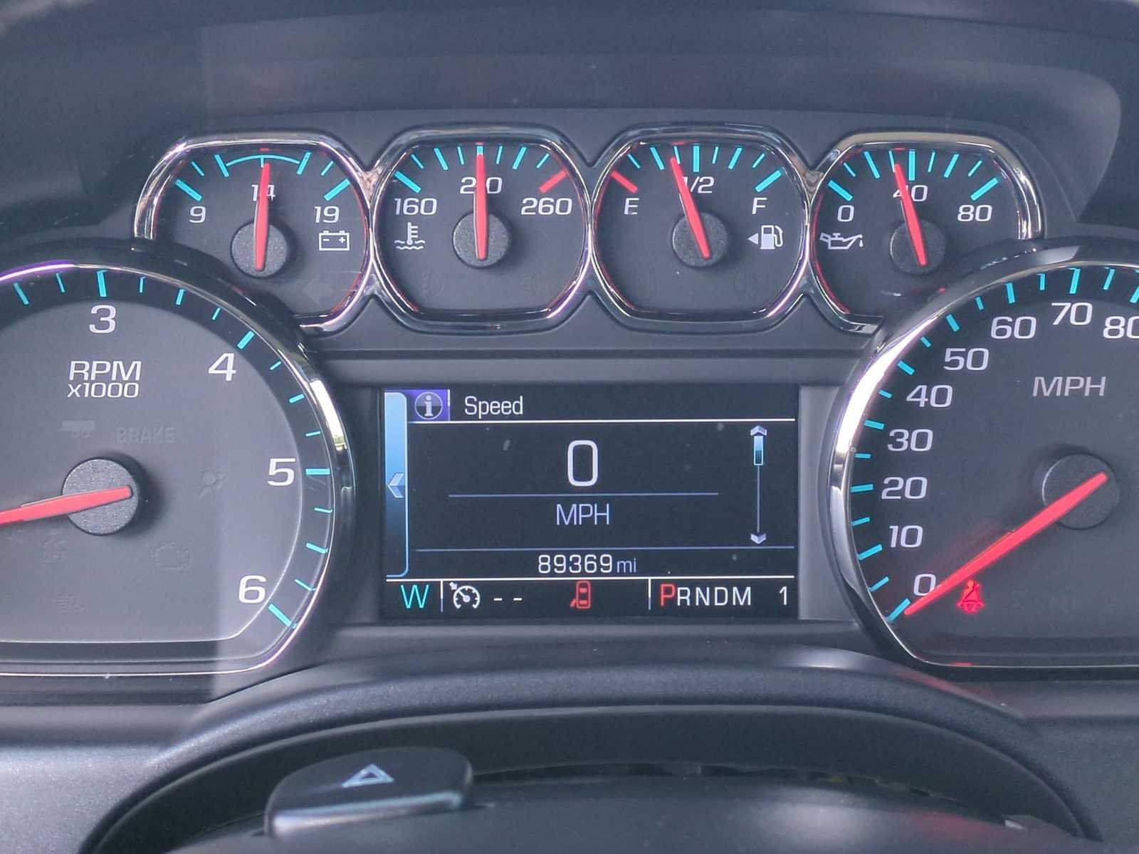 Used 2016 SILVER ICE METALLIC Chevrolet LT image 17