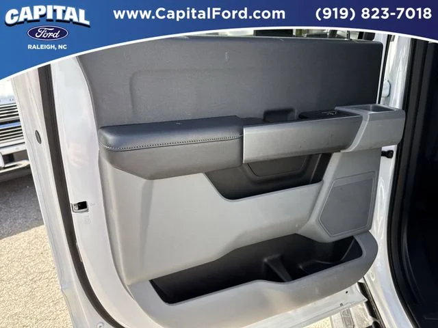 Used 2025 White Ford XLT image 17