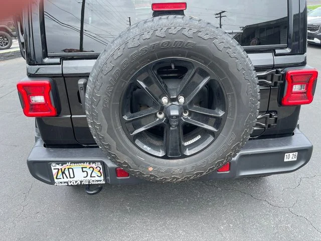 Used 2023 Black Jeep Altitude image 25
