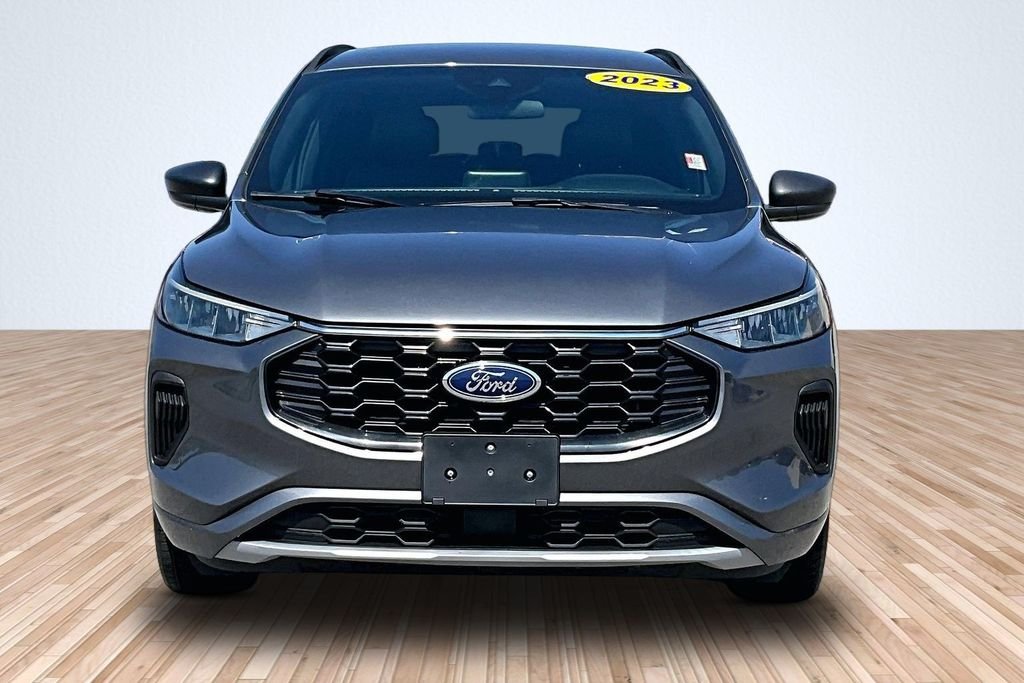 Used 2023 Gray Ford ST-Line image 3