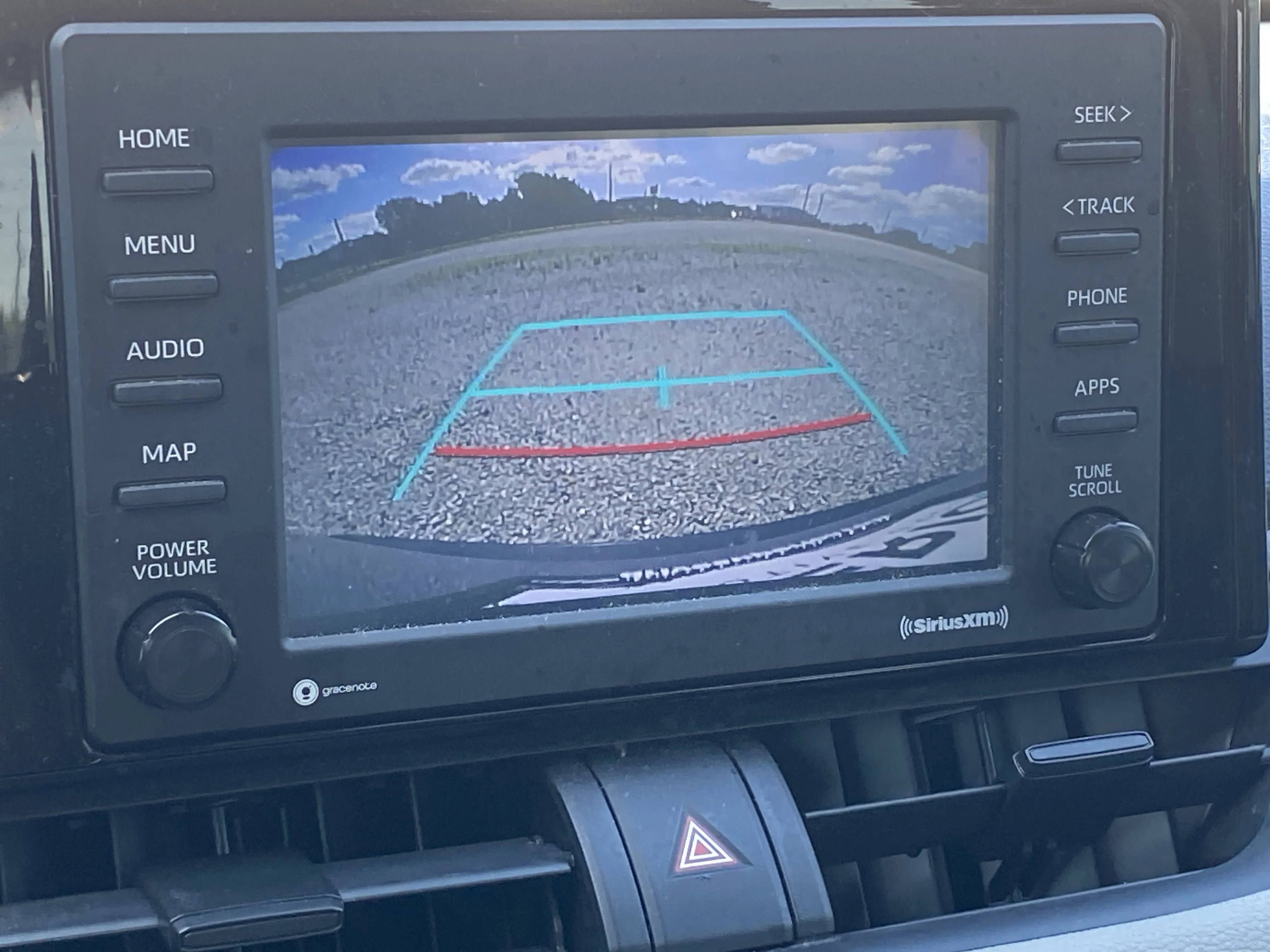 Used 2021 Silver Toyota XLE image 17