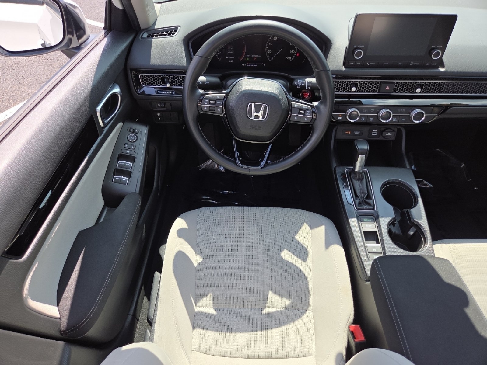 Certified Used 2024 Platinum White Pearl Honda EX image 28