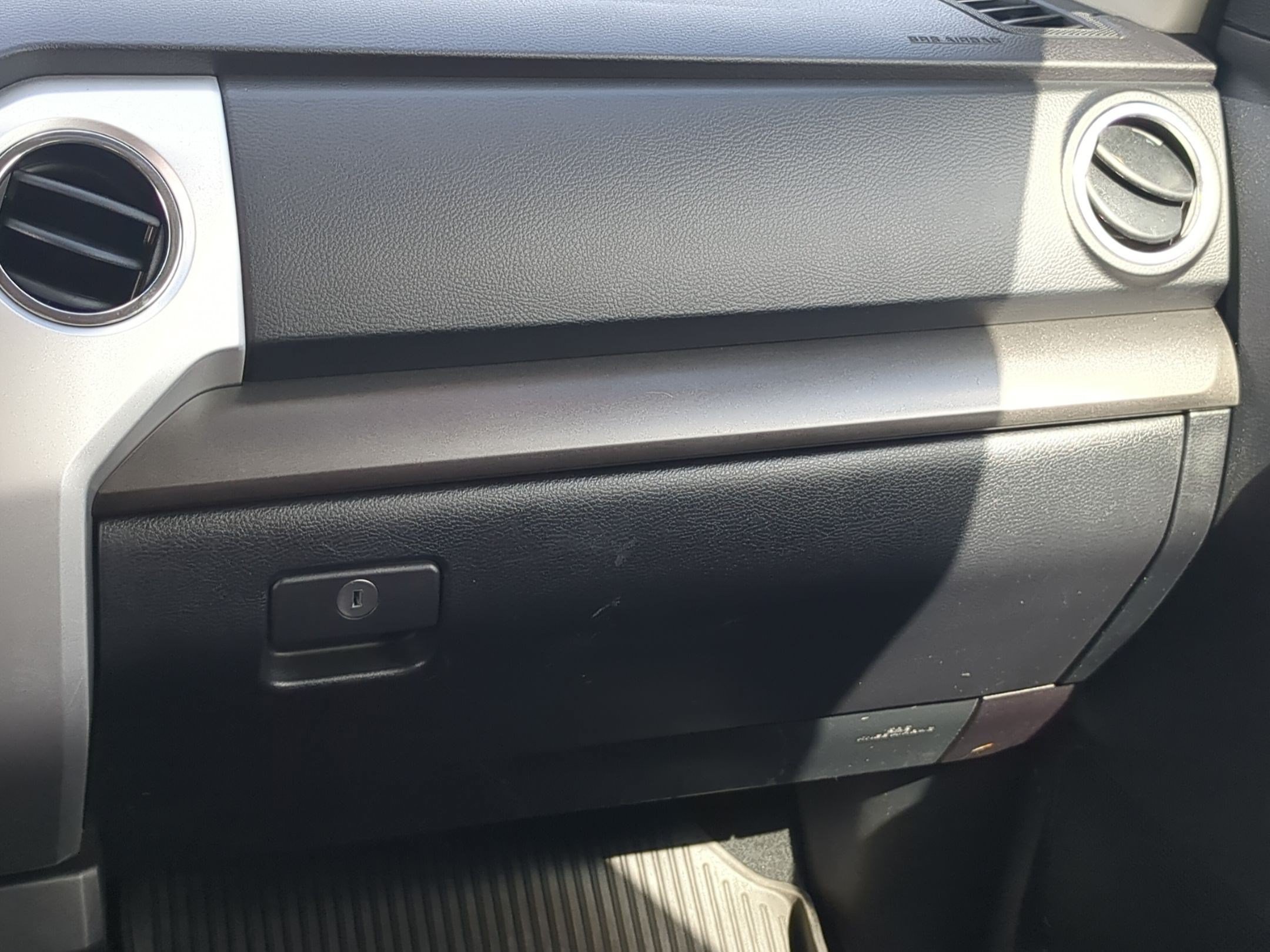 2018 Toyota Tundra SR5 - Photo 31