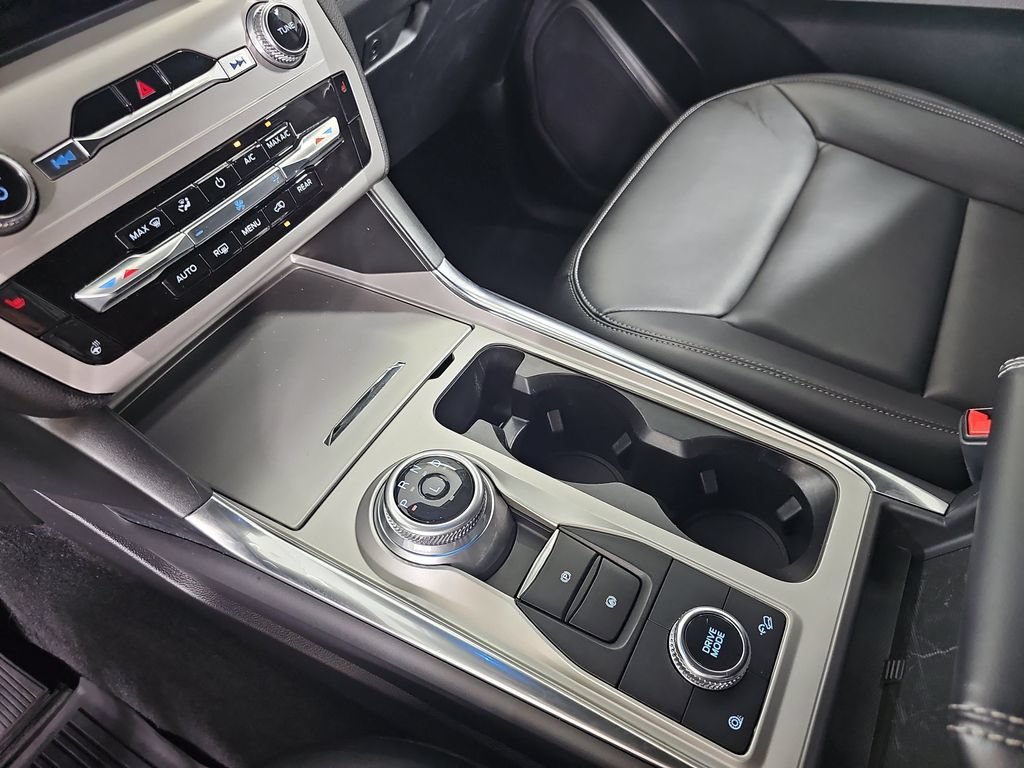 Used 2023 White Ford XLT image 31