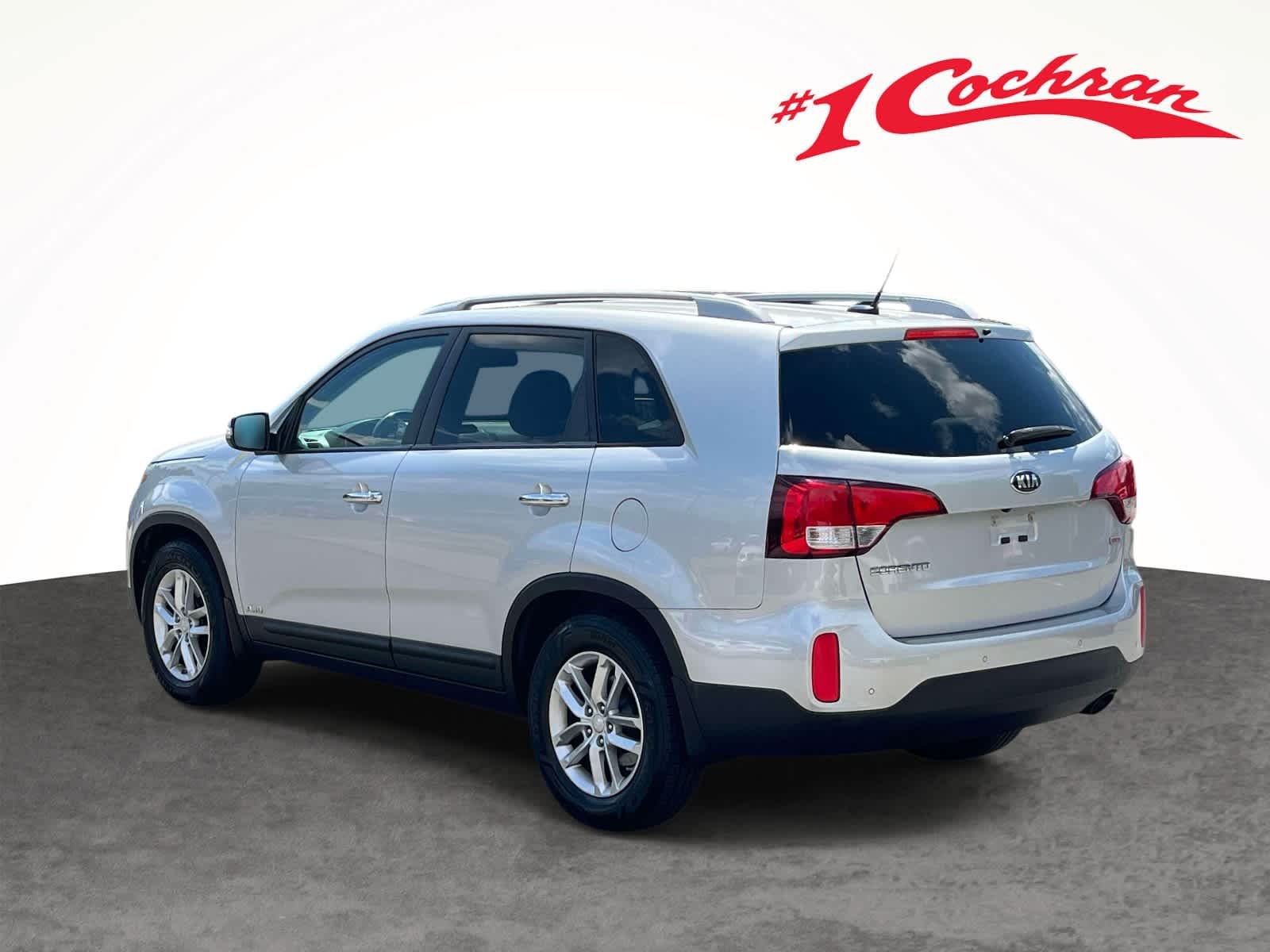 Used 2015 Bright Silver Kia LX image 14