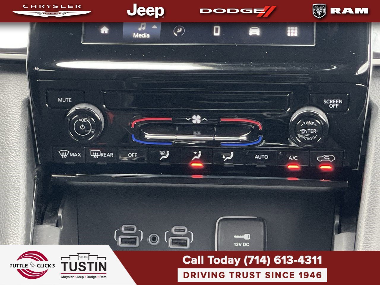 Used 2023 Bright White Clearcoat Jeep Laredo image 13