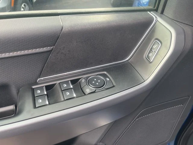 2025 Ford F-150 XLT - Photo 9