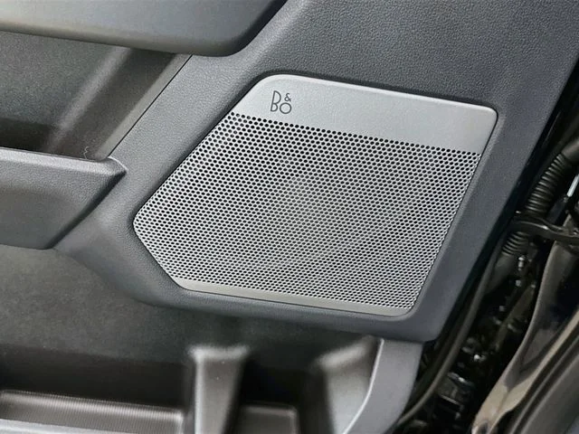New 2027 Agate Black Metallic Ford F-250® Lariat® image 19