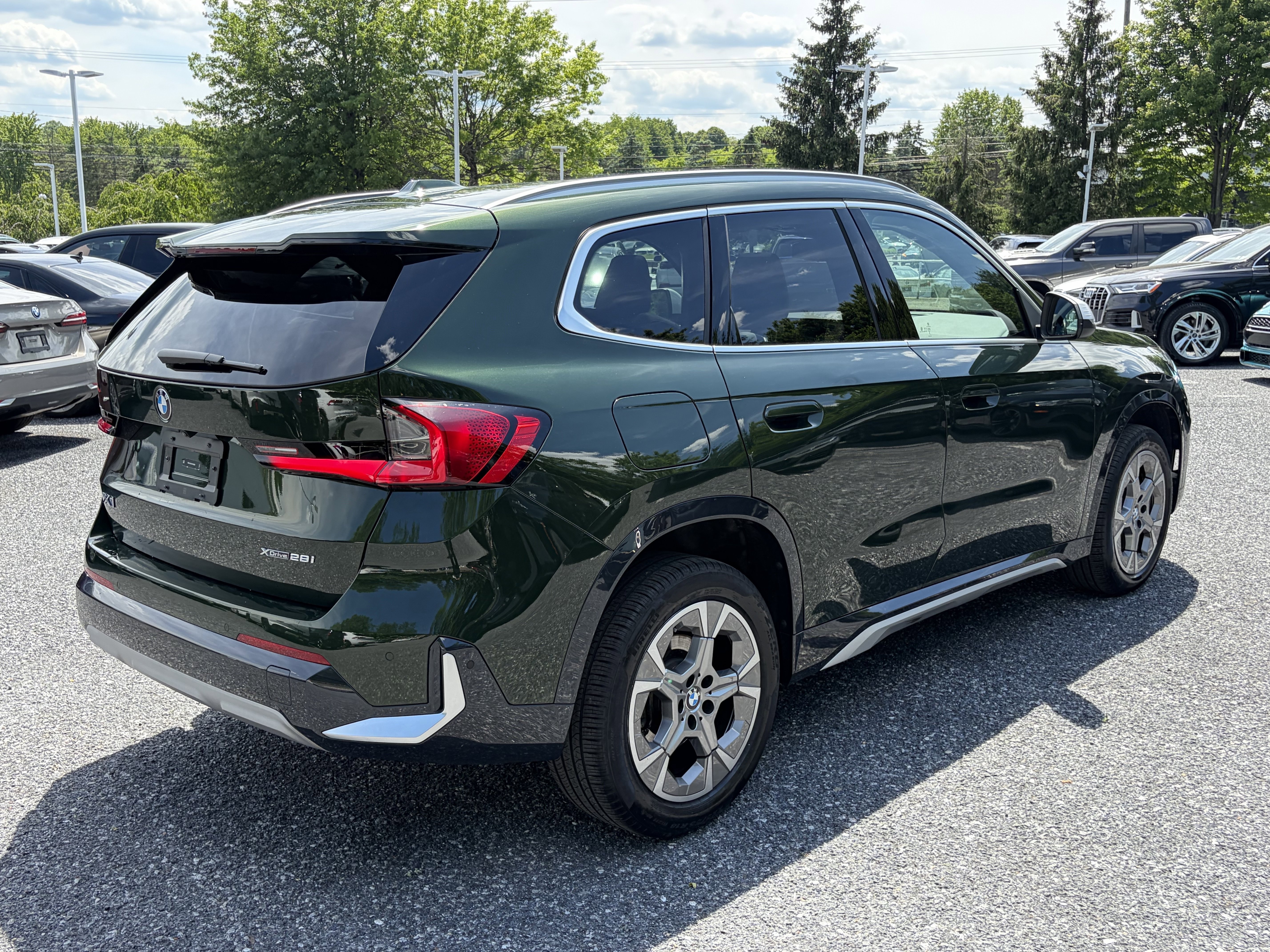 Used 2023 SAN REMO GREEN ME BMW xDrive28i image 6