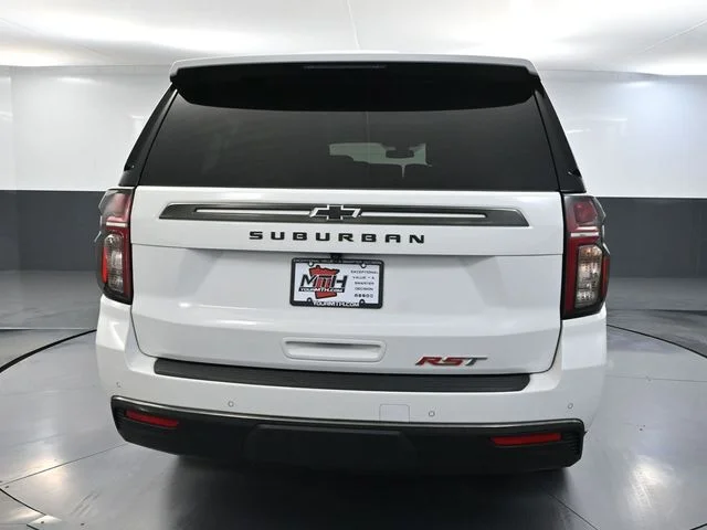 Used 2022 White Chevrolet RST image 7