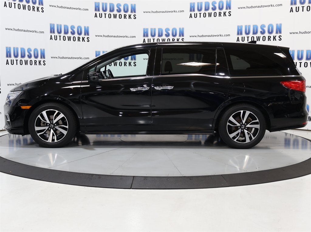 2018 Honda Odyssey Elite photo 3