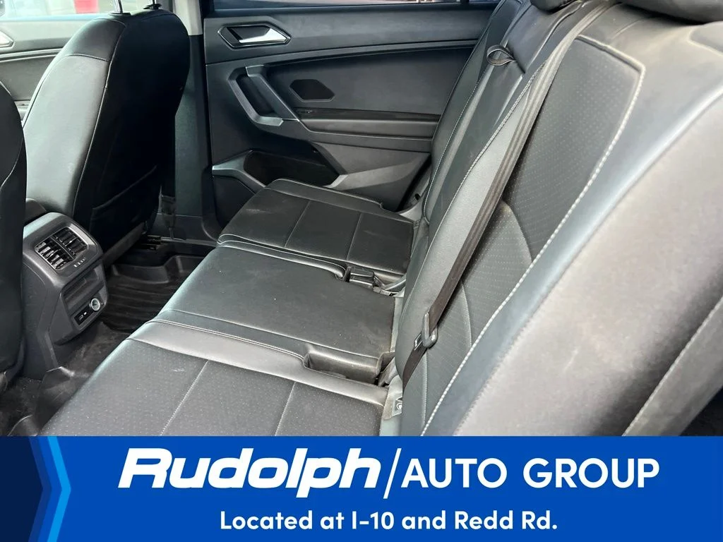 Used 2018 Moss Green Volkswagen 2.0T SE image 10