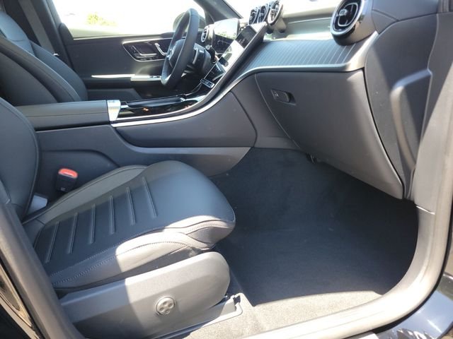 New 2026 Black Mercedes-Benz GLC 300 image 11