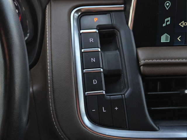 Used 2023 Beige Chevrolet High Country image 15