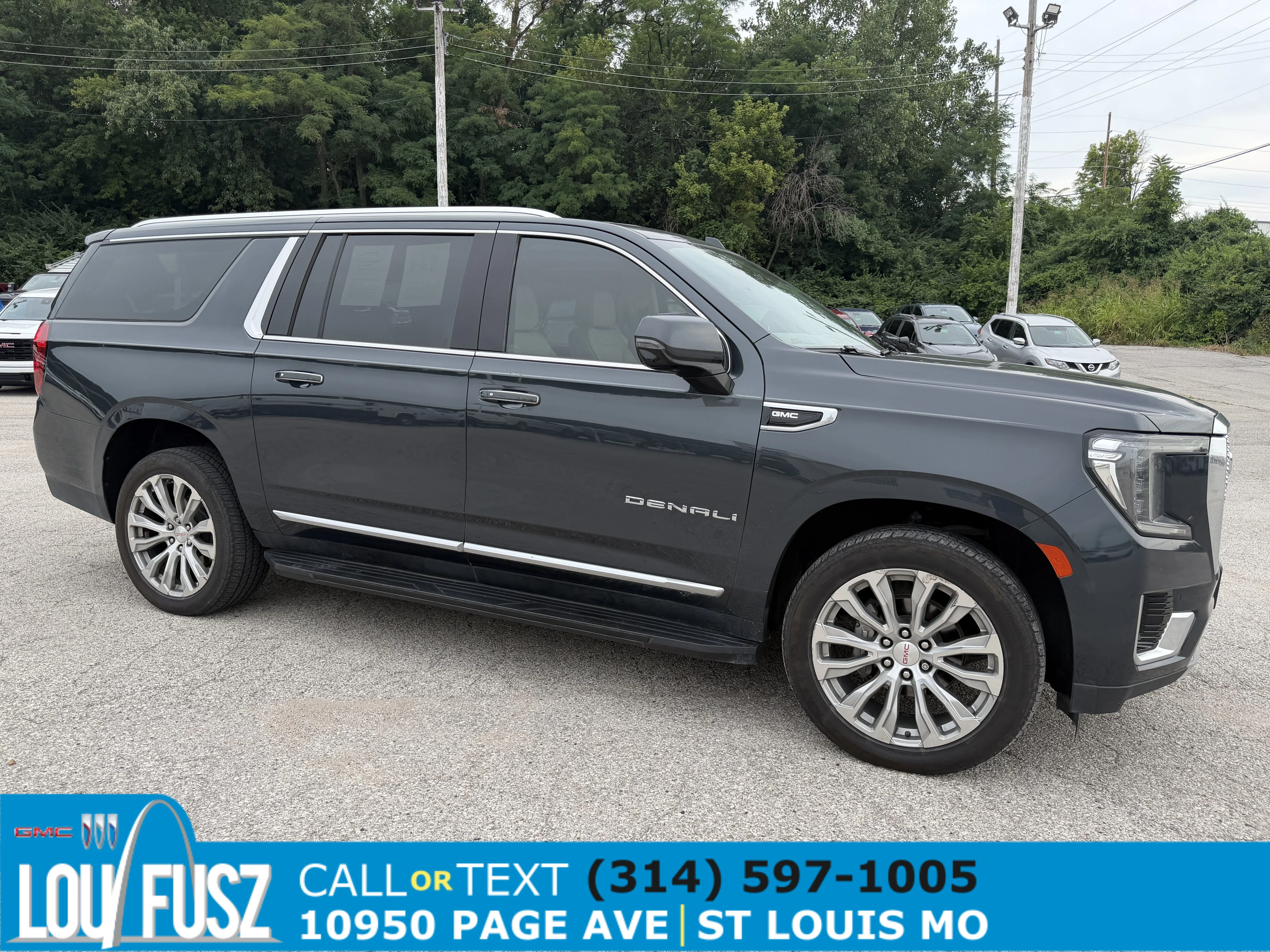 Used 2022 Hunter Metallic GMC Denali image 1