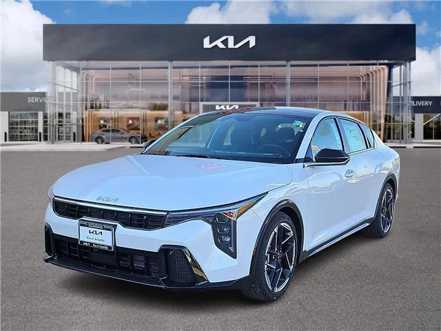New 2026 Snow White KIA GT-Line (IVT) image 1