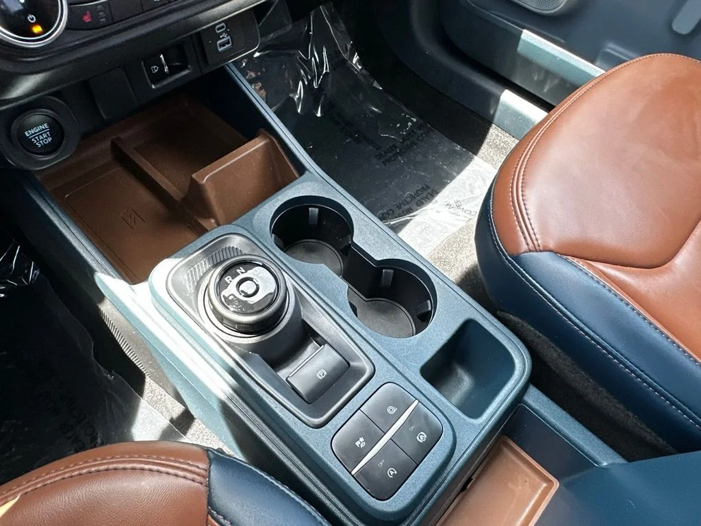 Used 2022 Gray Ford Lariat image 28