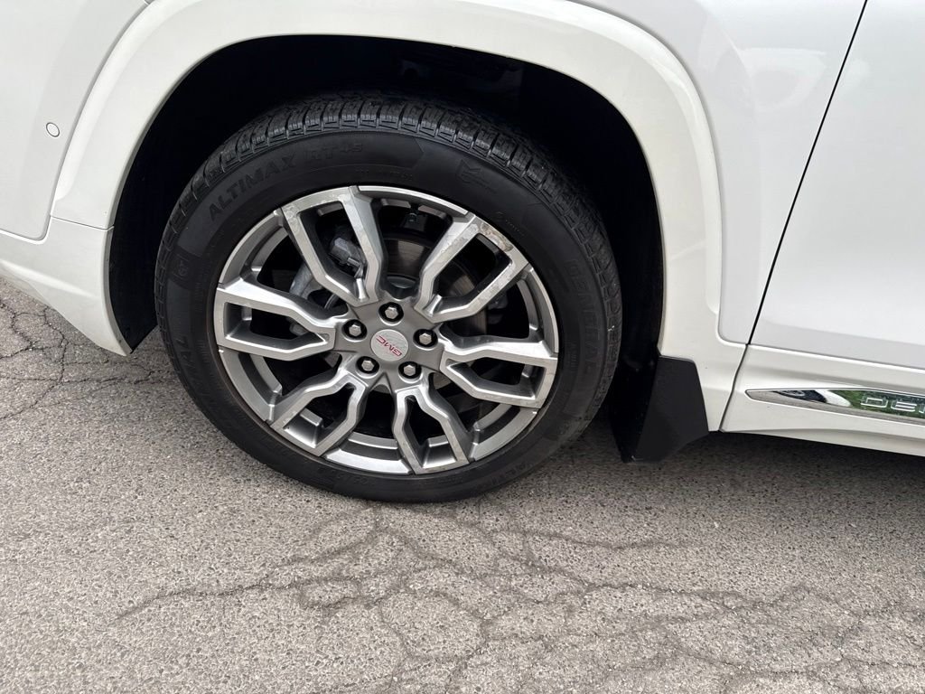 Used 2022 White GMC Denali image 11