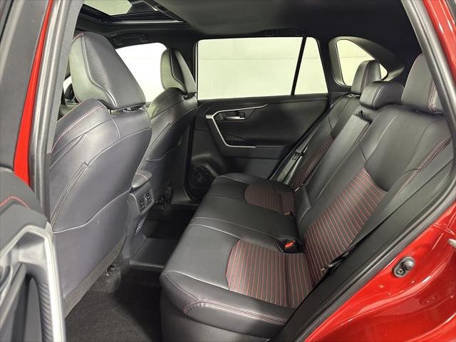 Certified Used 2025 SUPERSONIC RED/BLACK Toyota  image 30
