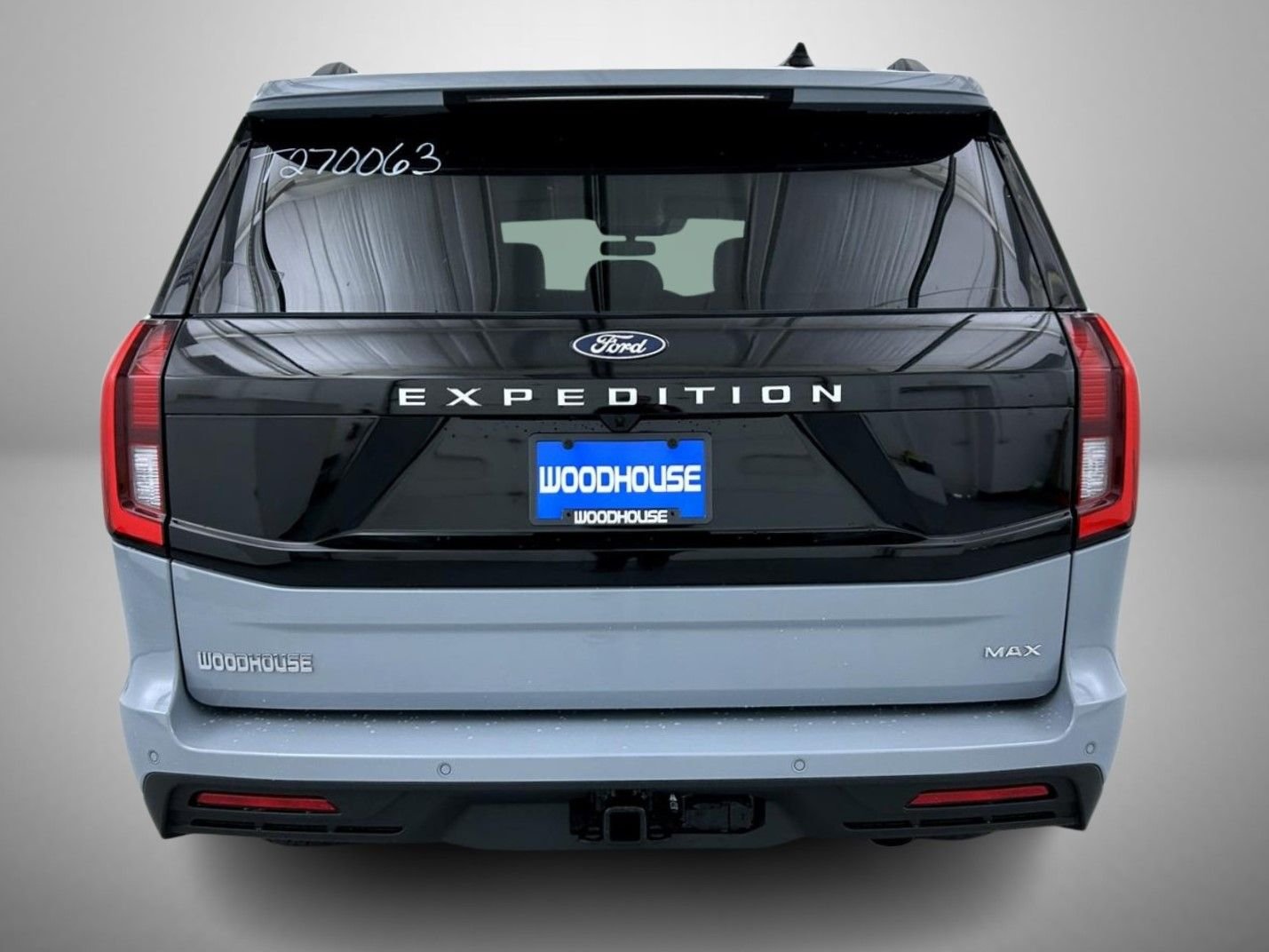 New 2027 Glacier Gray Metallic Tri-Coat Ford Active image 6