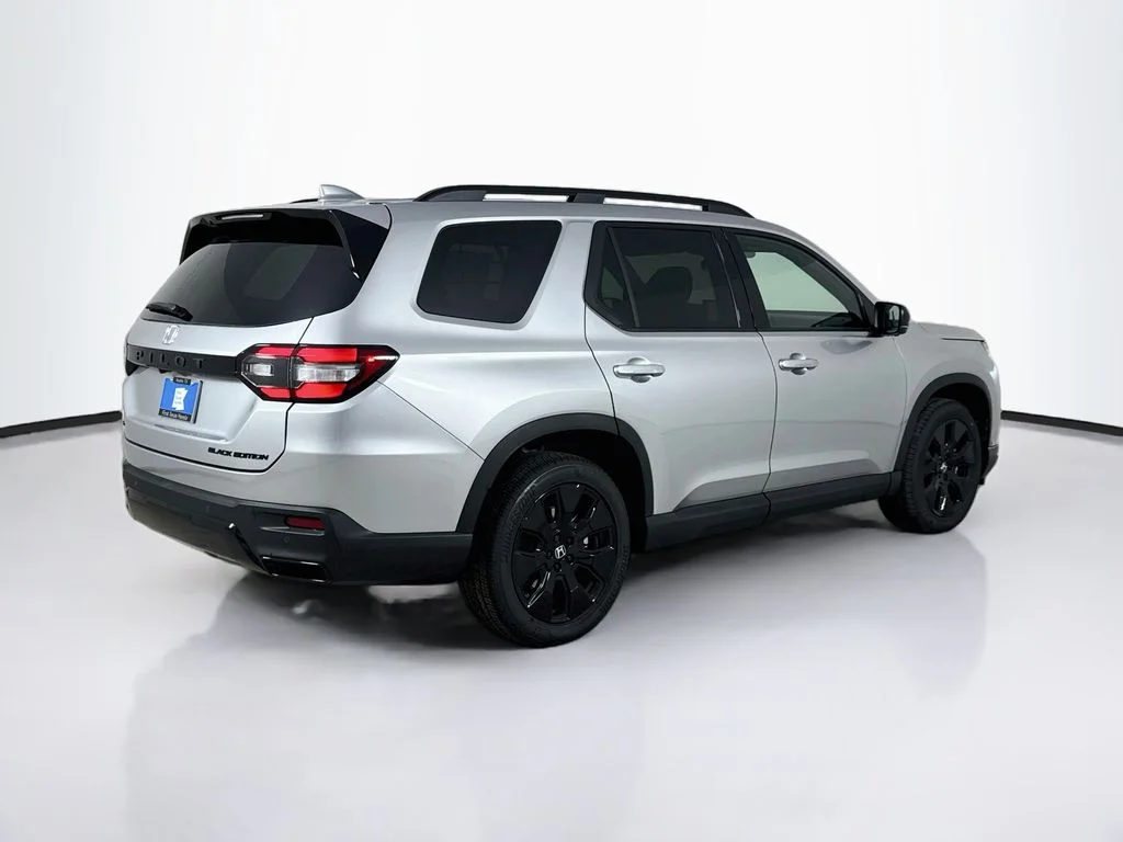 New 2026 Solar Silver Metallic Honda Black Edition image 7