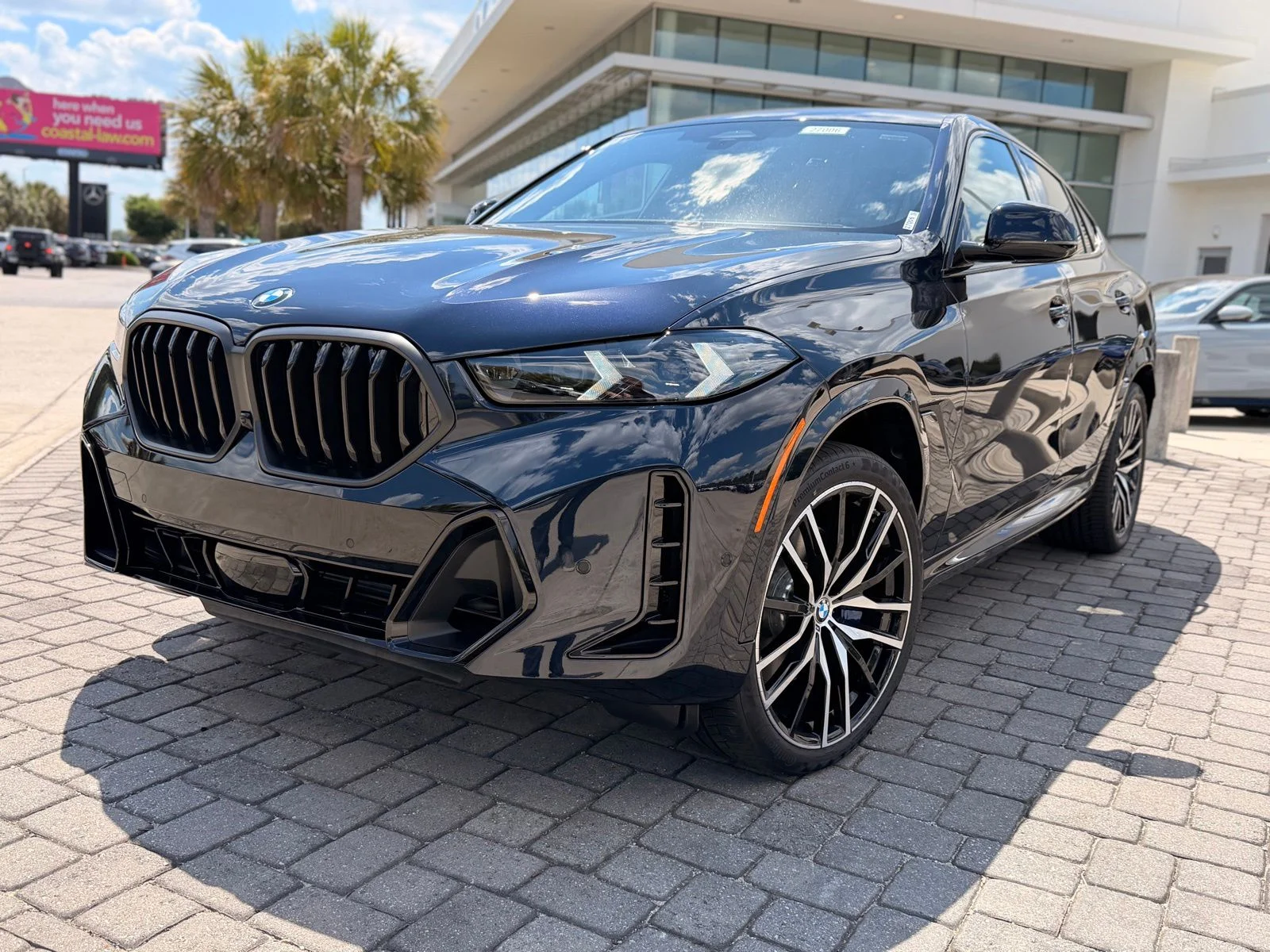 2027 BMW X6 xDrive40i's photo