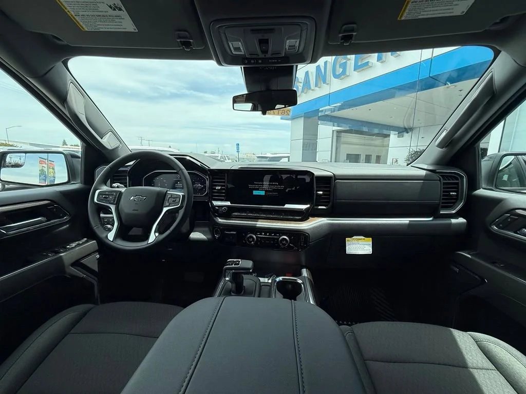 New 2026 Onyx Black GMC Elevation image 18