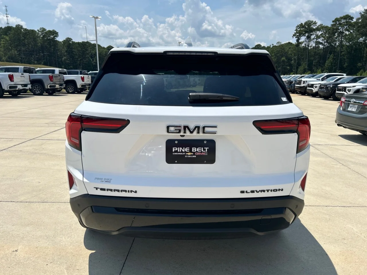 New 2026 Summit White GMC Elevation image 6