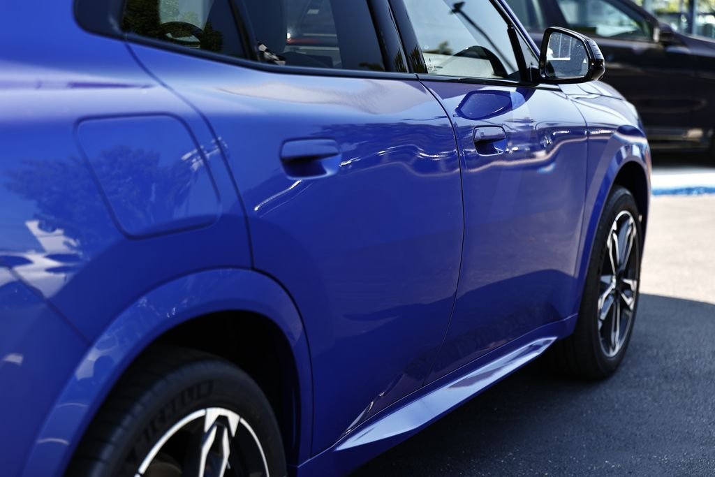 New 2027 C31 BMW xDrive28i image 6