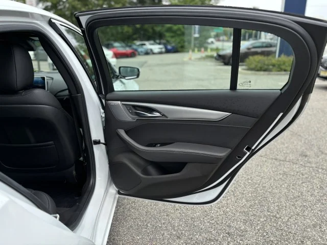 Used 2021 Crystal White Tricoat Cadillac Premium Luxury image 21