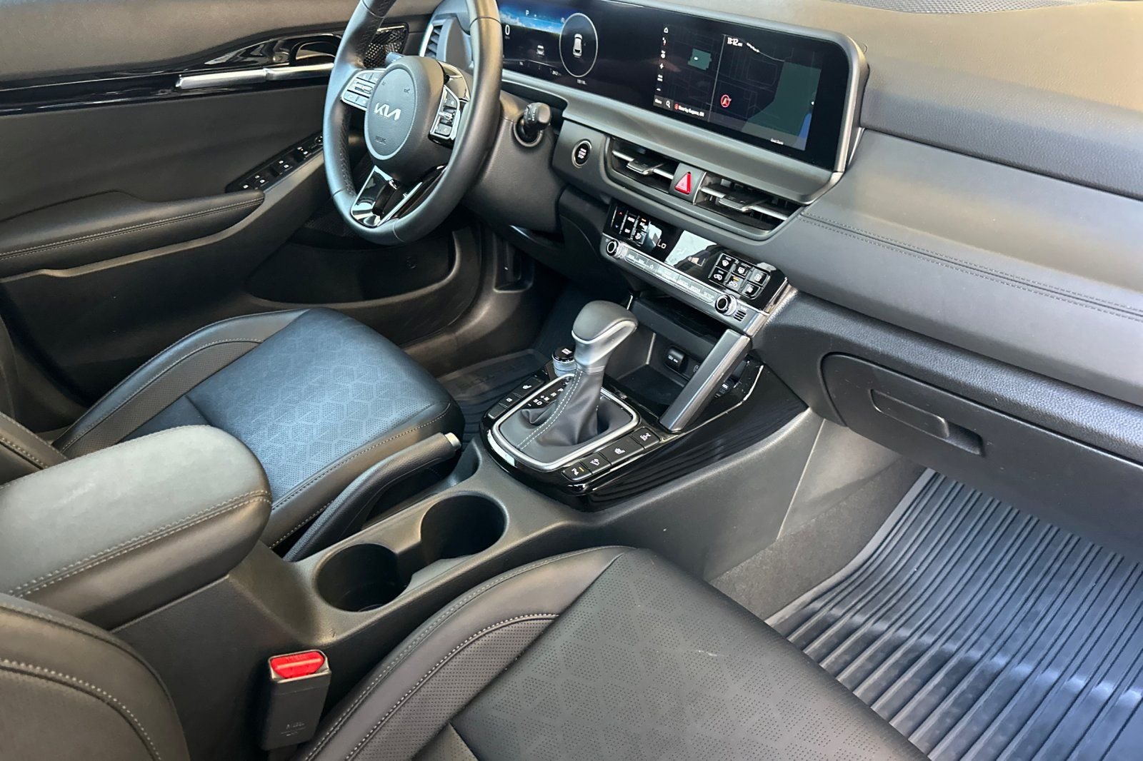 Used 2025 Gray Kia EX image 18