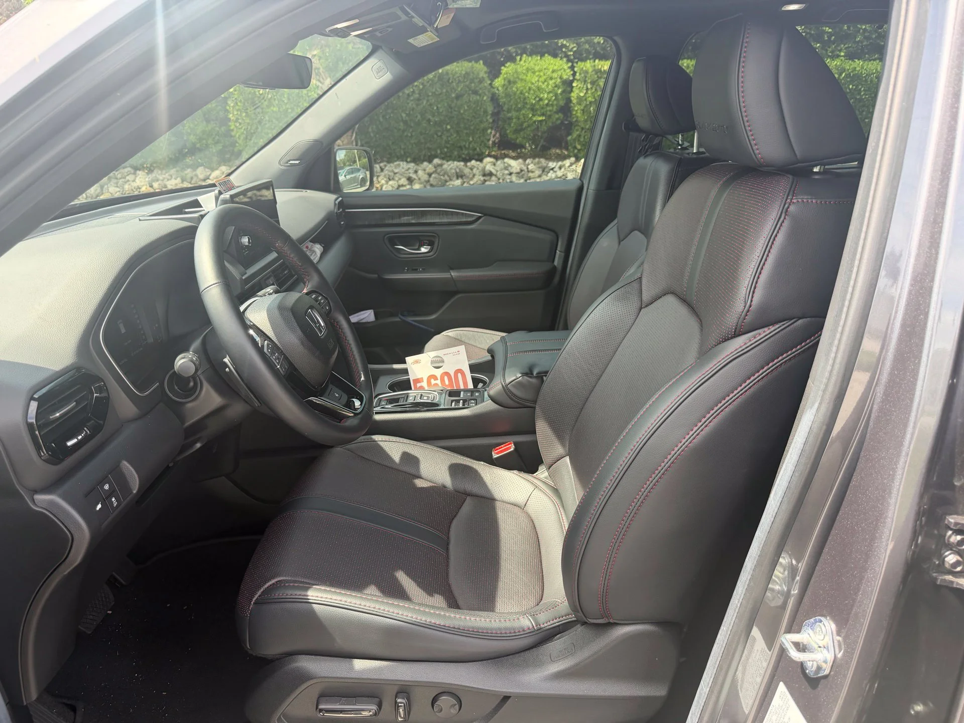 Certified Used 2025 Modern Steel Metallic Honda Black Edition image 15