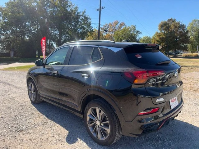 Used 2021 Ebony Twilight Metallic Buick Select image 10