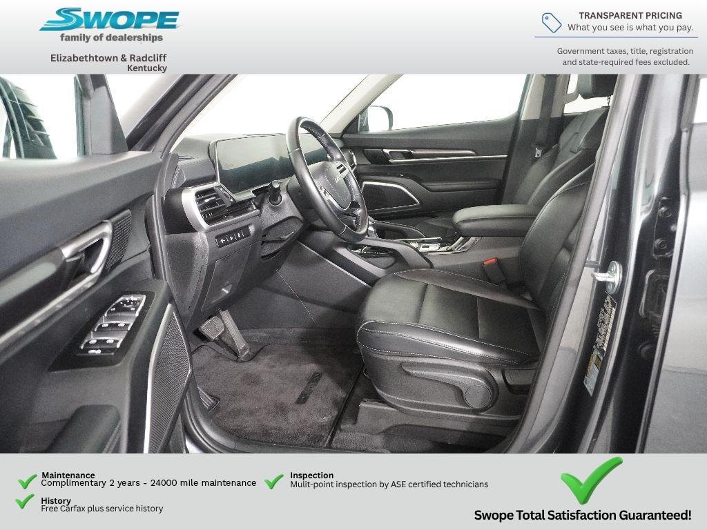 Used 2024 Gravity Gray Kia LX image 13