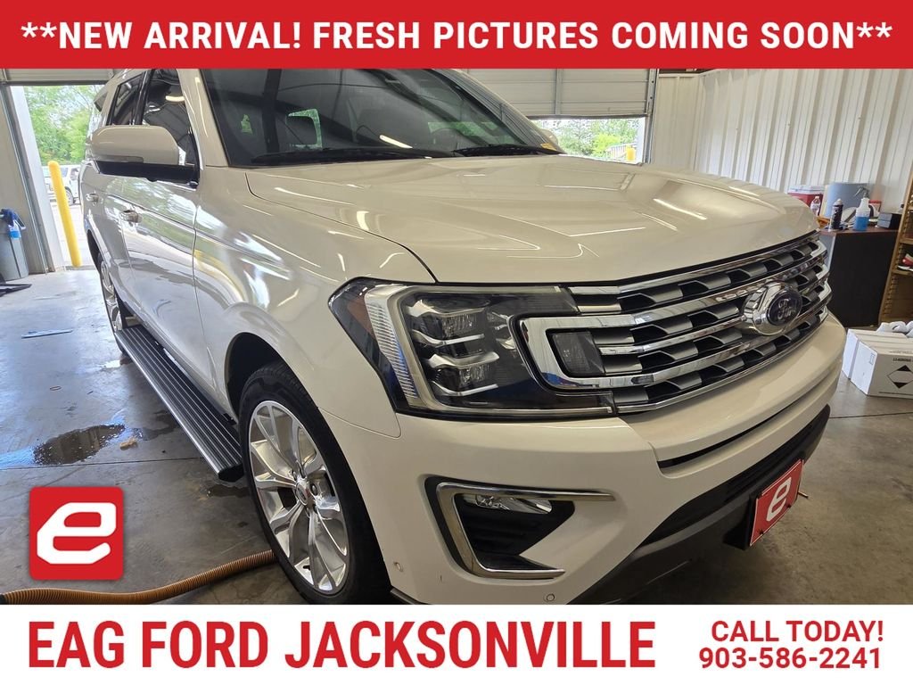 Used 2018 White Platinum Tri-Coat Metallic Ford Limited image 1