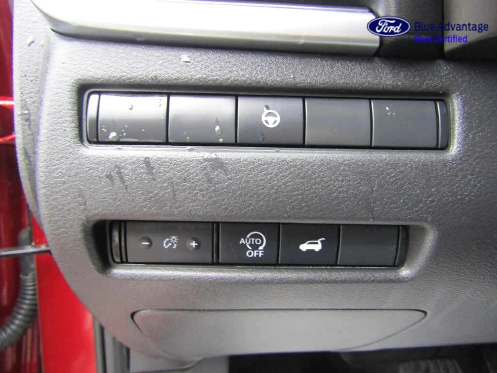 Certified Used 2025 Scarlet Ember Nissan SV image 21