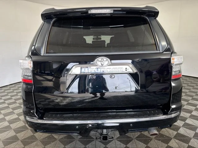 Used 2015 Black Toyota Limited image 20