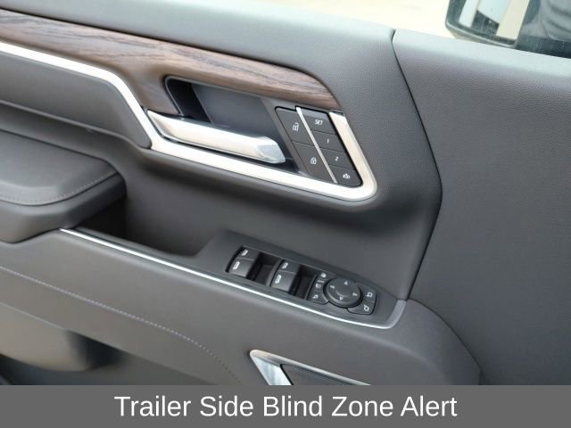 New 2025 Onyx Black GMC SLT image 14