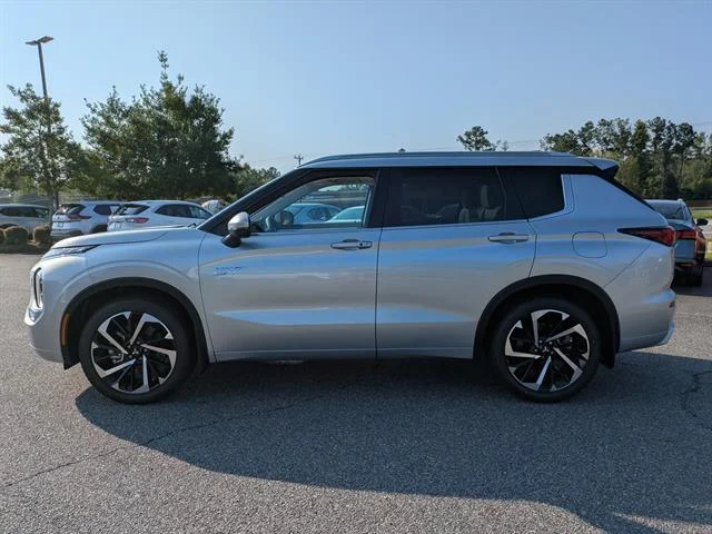 2025 Mitsubishi Outlander Plug-in Hybrid SEL - Photo 7