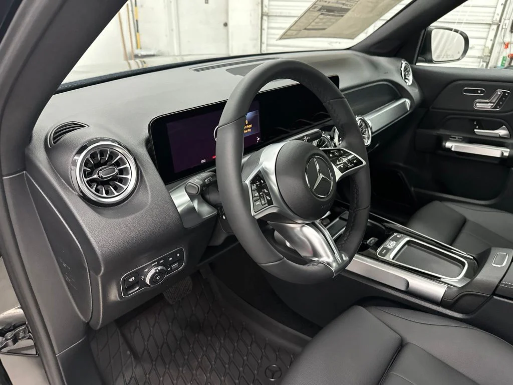 New 2026 Black Mercedes-Benz GLB 250 image 14