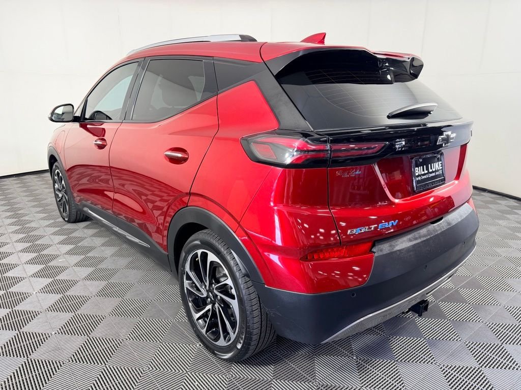 Certified Used 2022 Red Chevrolet Premier image 10