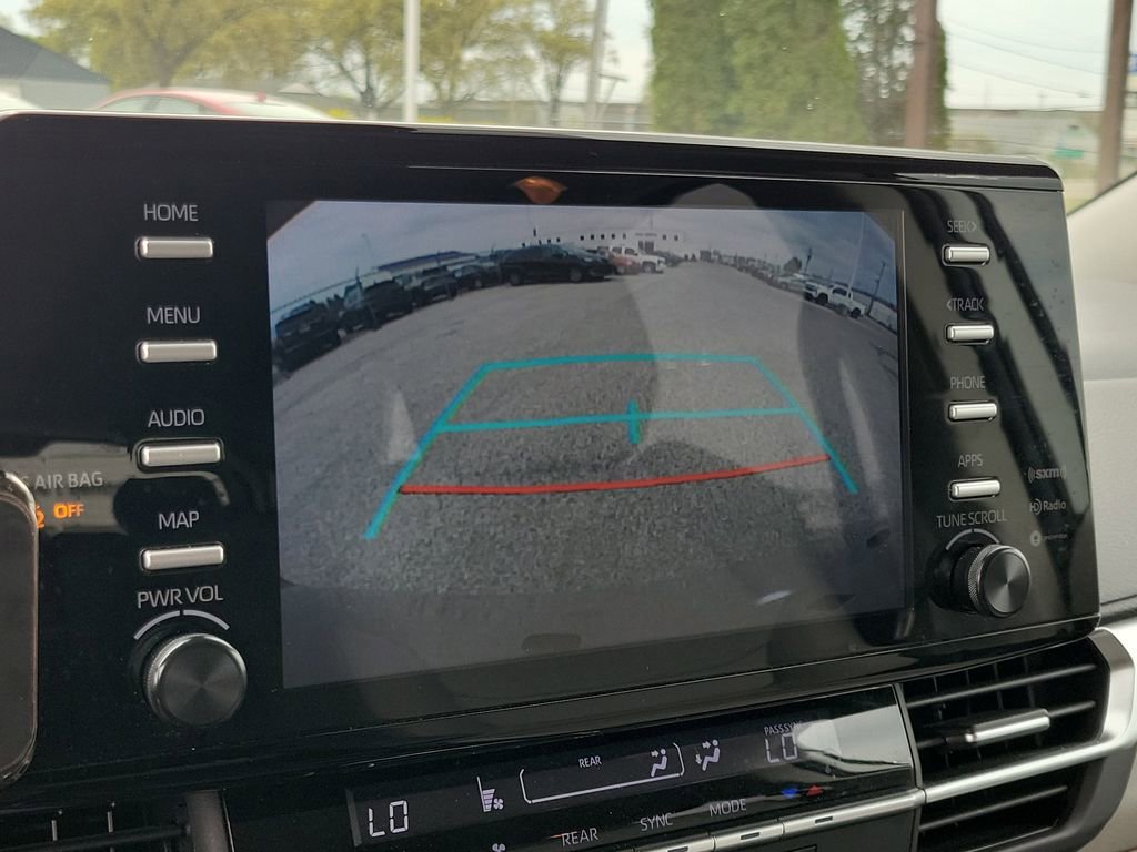 Used 2022  Toyota LE image 27