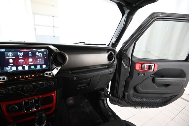 Used 2019 Gray Jeep Unlimited Sport S image 32