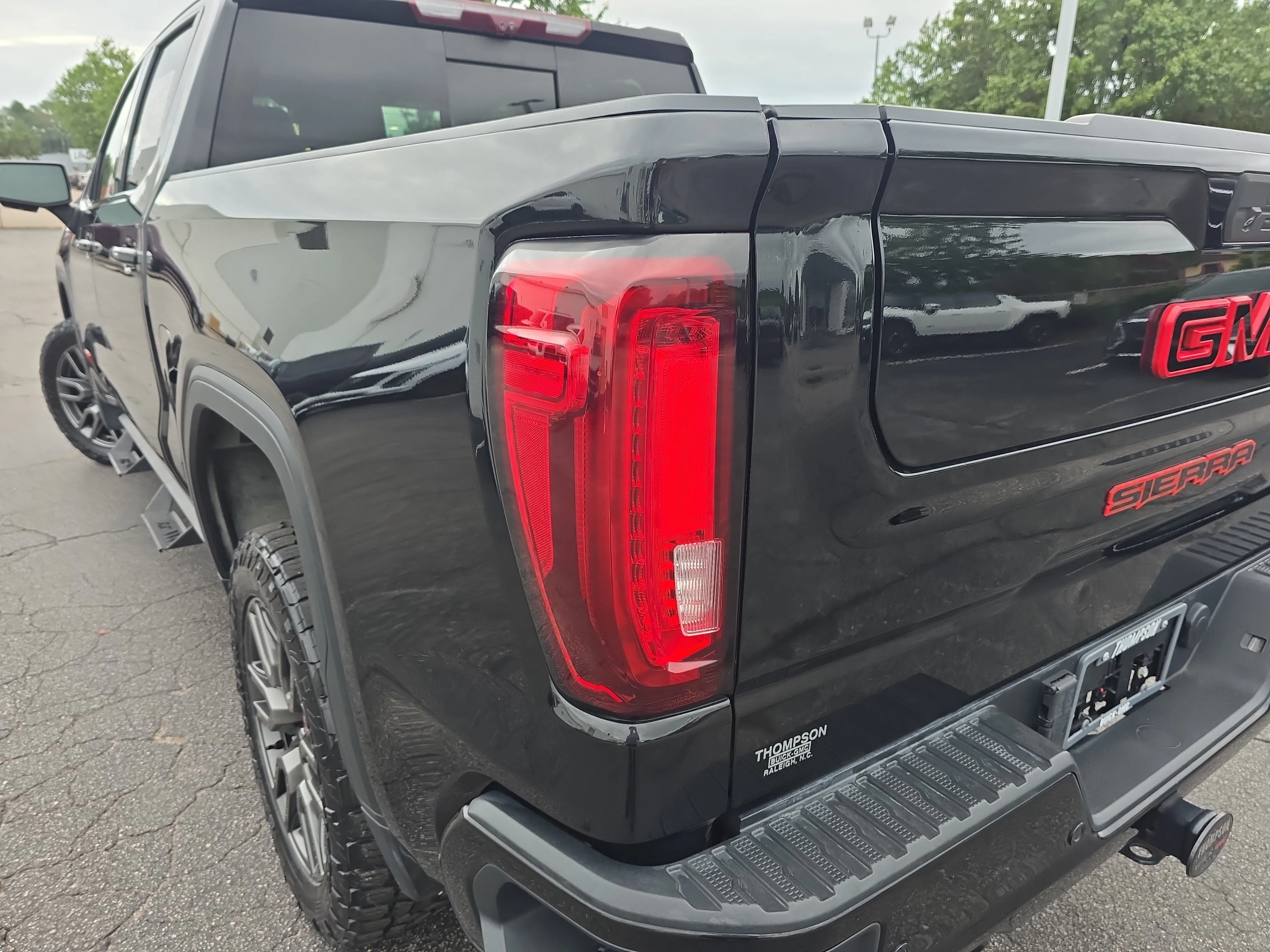 Used 2021 EBONY TWILIGHT METALLIC GMC AT4 image 36