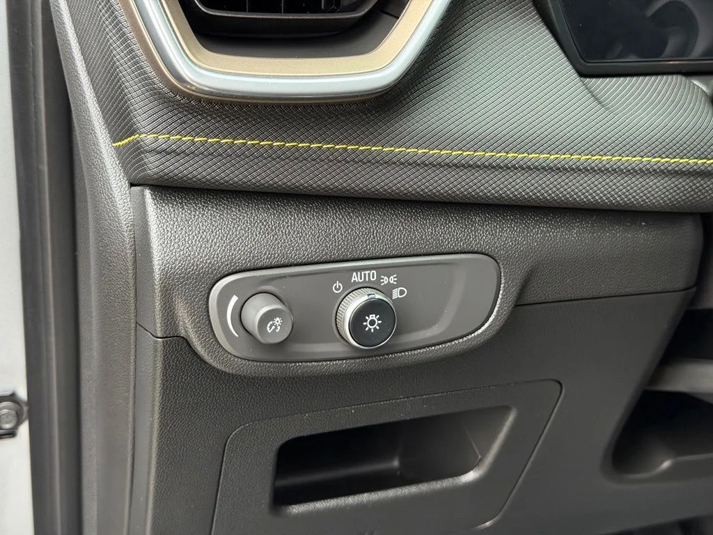 Used 2024 Gray Chevrolet ACTIV image 24